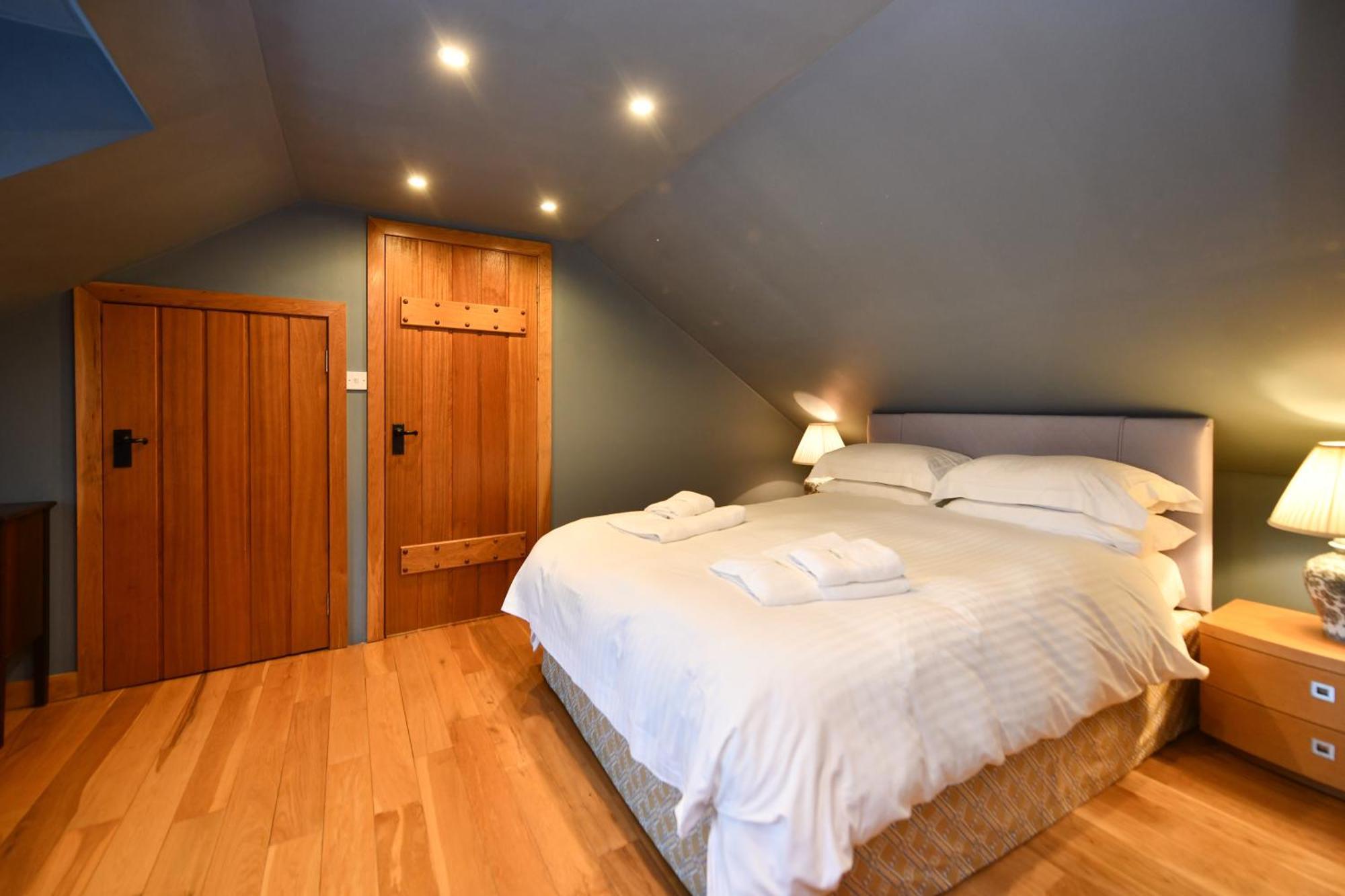 Cloncaird Castle Estate Cottages Maybole Bagian luar foto