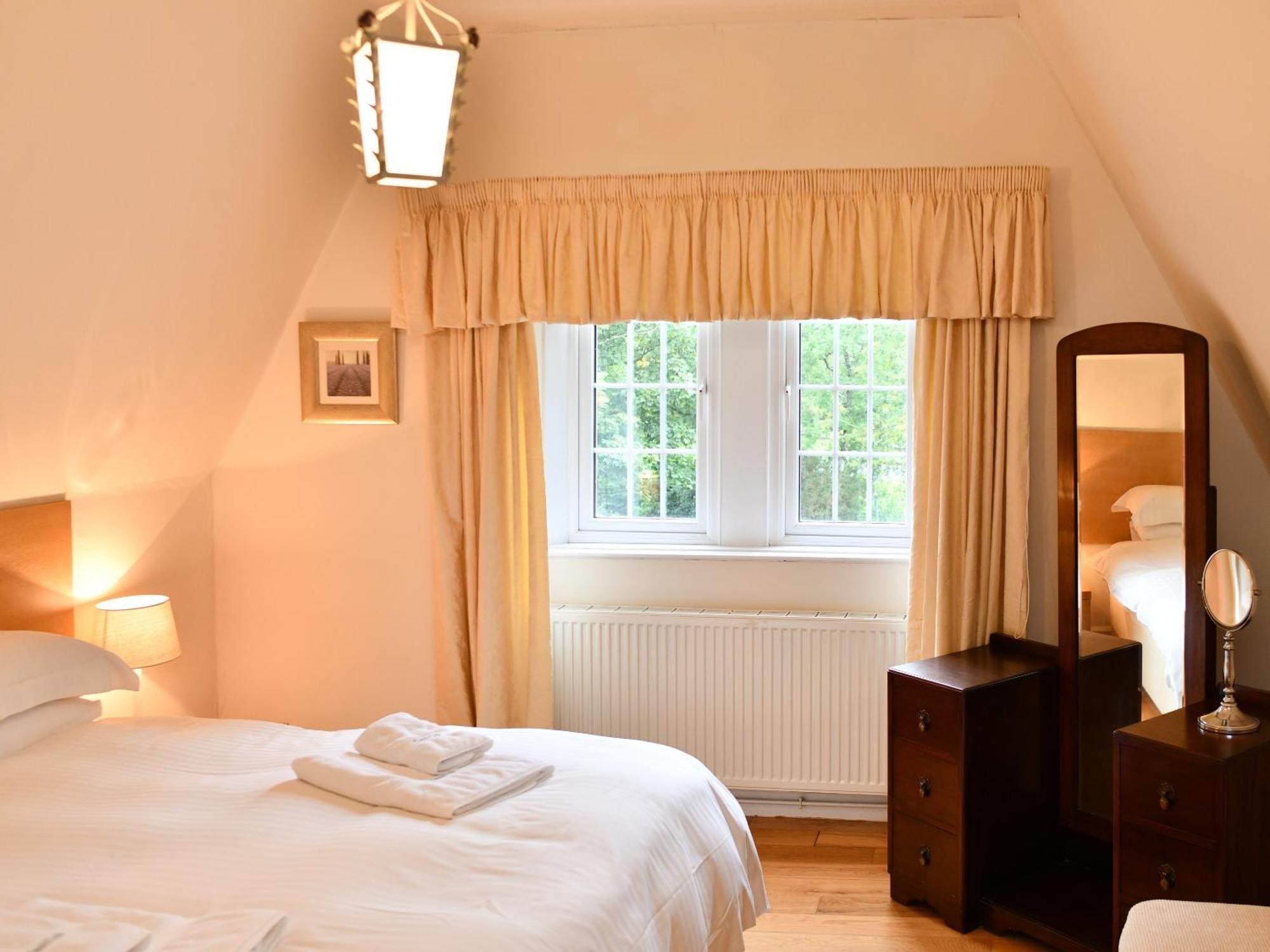Cloncaird Castle Estate Cottages Maybole Ruang foto