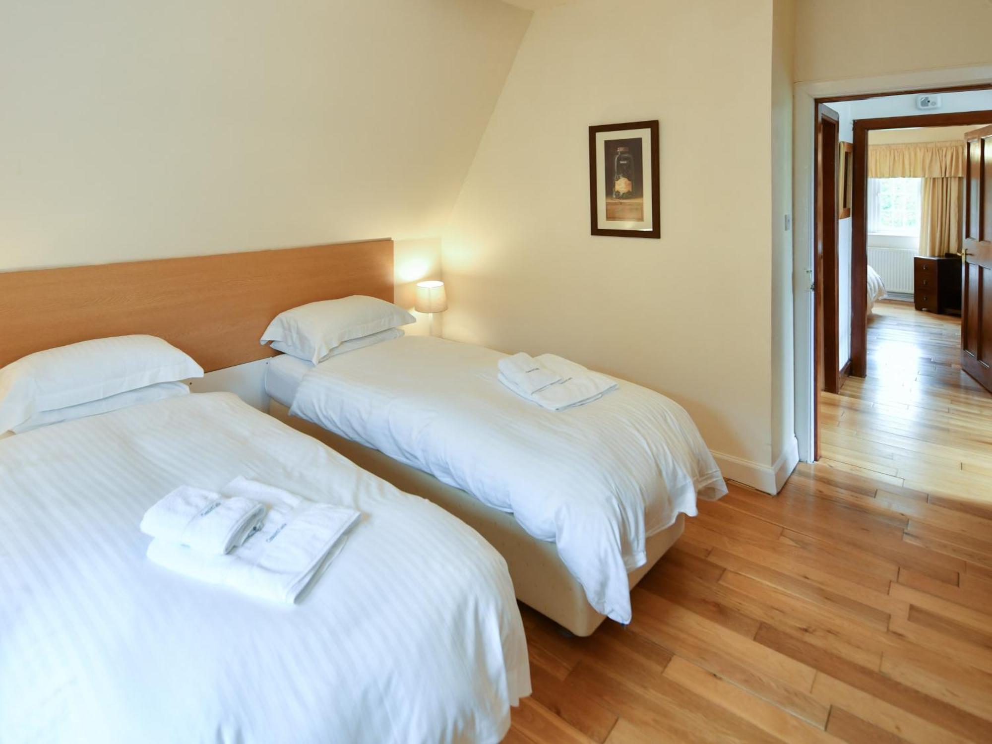 Cloncaird Castle Estate Cottages Maybole Ruang foto