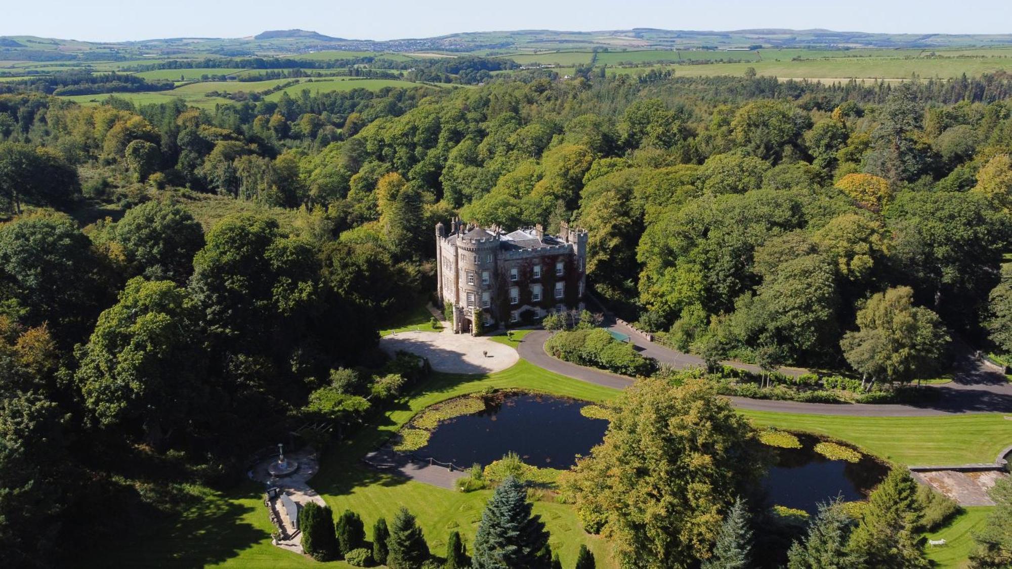 Cloncaird Castle Estate Cottages Maybole Bagian luar foto