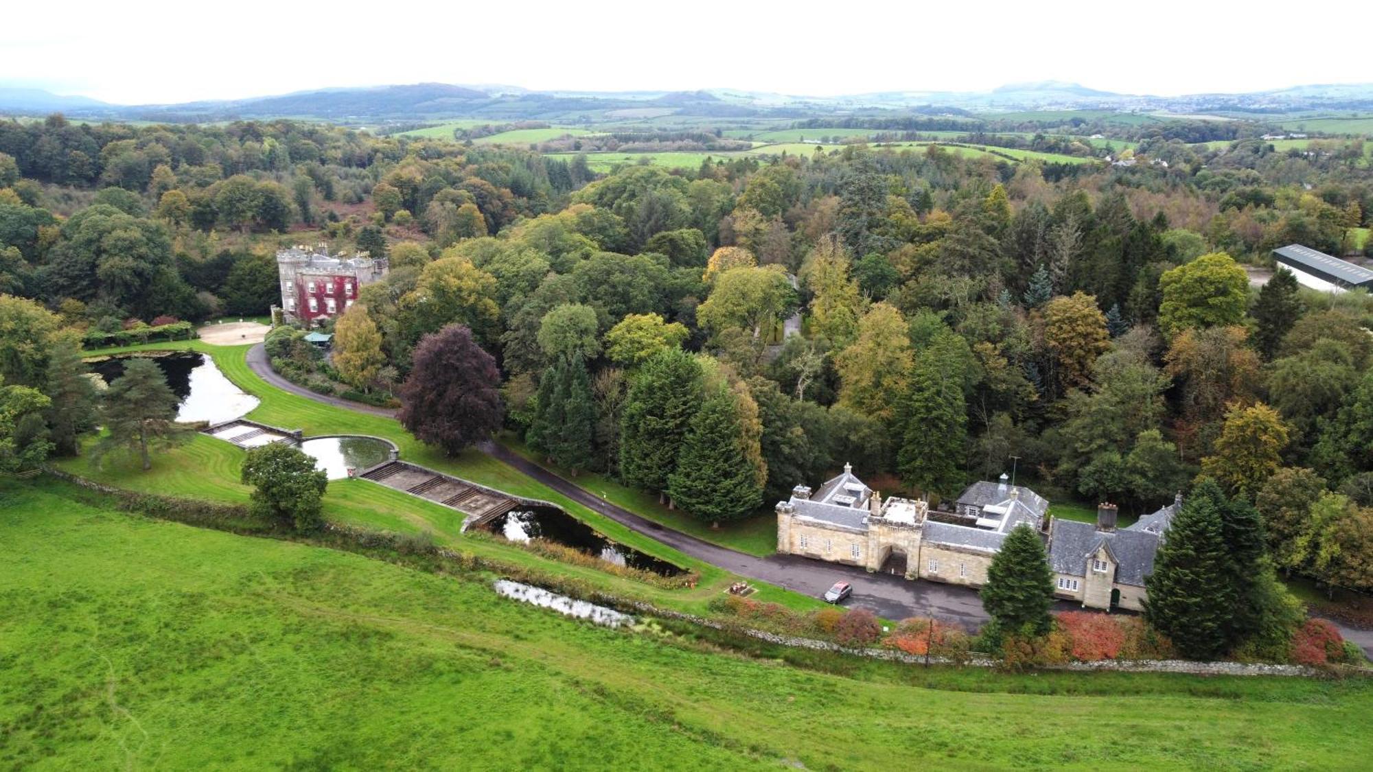 Cloncaird Castle Estate Cottages Maybole Bagian luar foto
